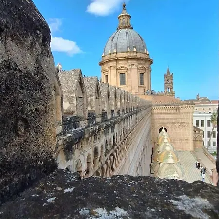 All'ombra Di Porta Nuova *